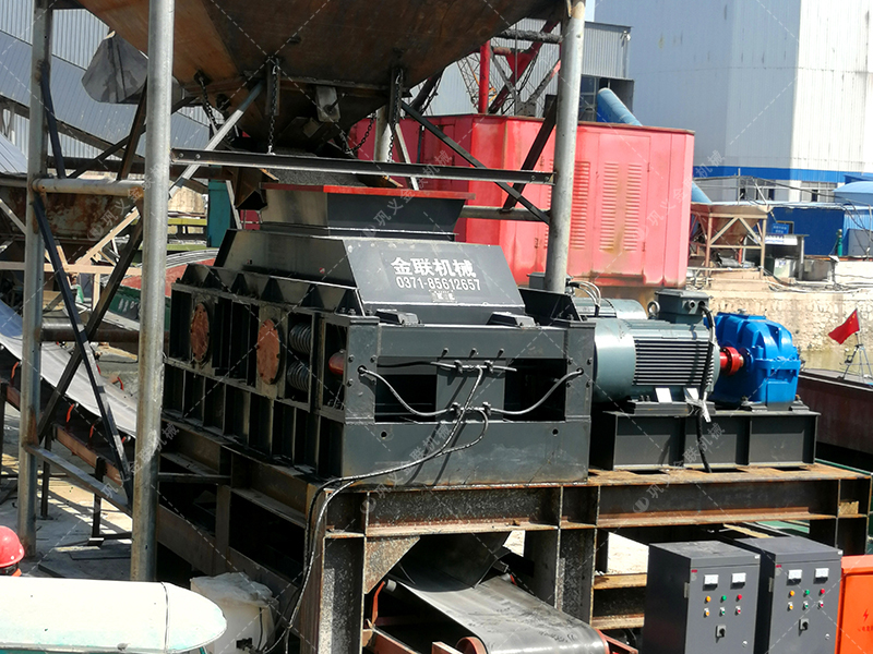 青石和河卵石哪個制砂好？用對輥破碎機怎么樣？