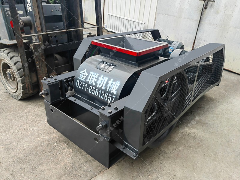 白云石破碎機(jī)_白云石粉碎機(jī),白云石破碎機(jī)價(jià)格,多少錢一臺(tái)